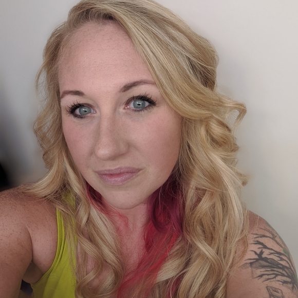 Meet your Posher, Dawn - Picture 1 of 1